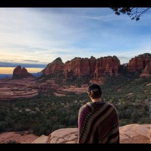 Meet your Posher, Max